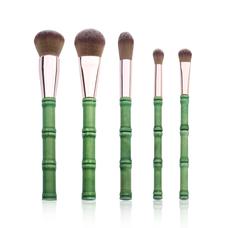 Makeup brush